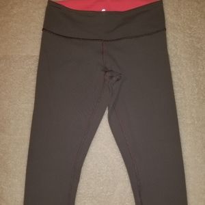 Lululemon Reversible Crop 6